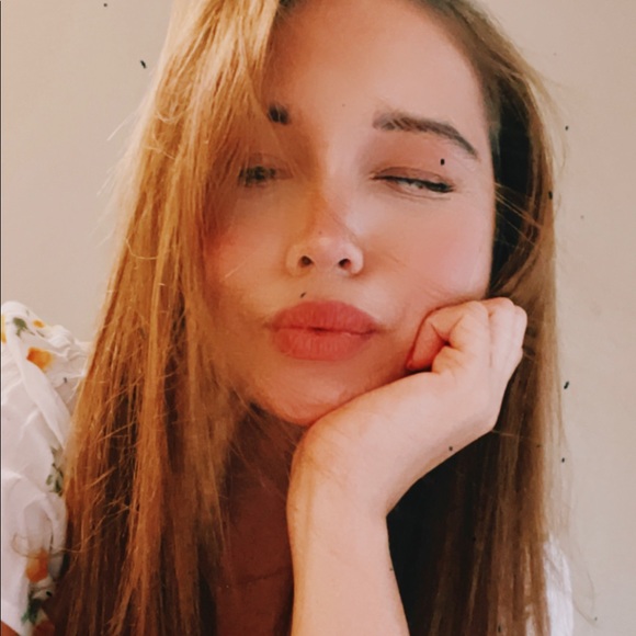 Meet your Posher, Marina - Picture 3 of 5